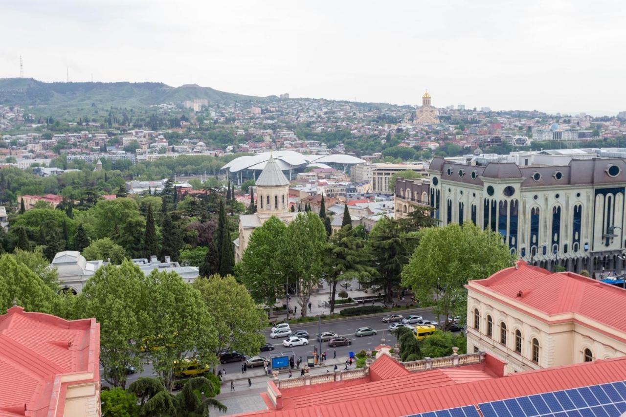 Luxury 4 Bedroom Apartment Tbilisi Buitenkant foto